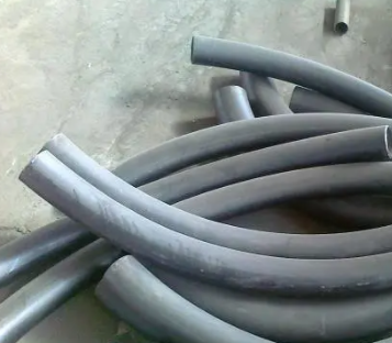 9 碳钢弯管
